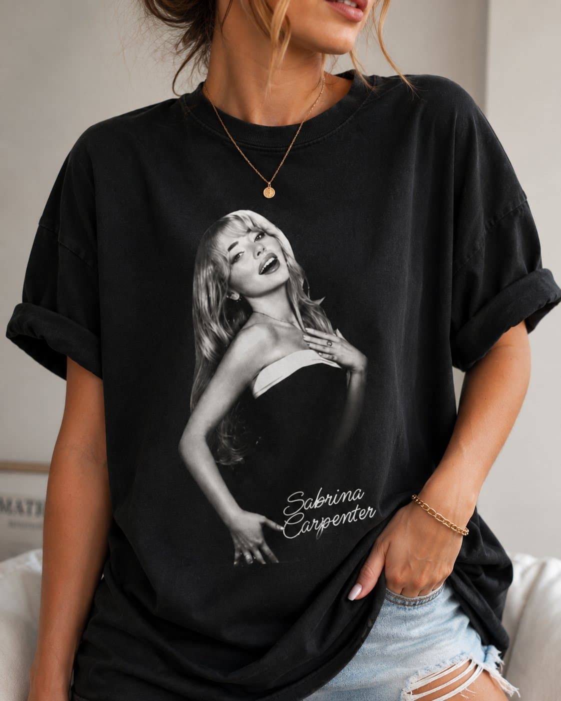 Sabrina Carpenter Comfort Colors® T-Shirt, Vintage Singer Graphic Tee, Oversized Garment Dyed Shirt, Pop Music Fan